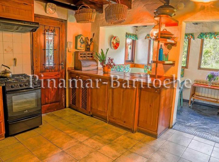 852 - Casa con piscina climatizada, costa de lago y muelle propio 3