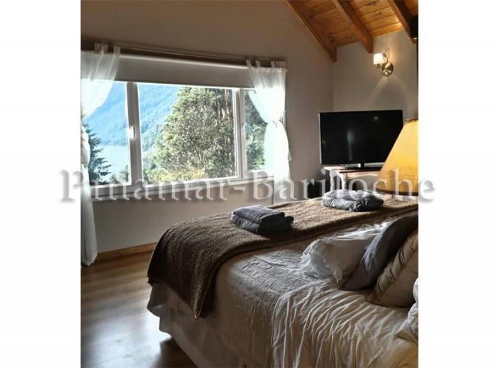 1136 Casa en Alquiler en Dos Lagos Villas - Villa La Angostura 5