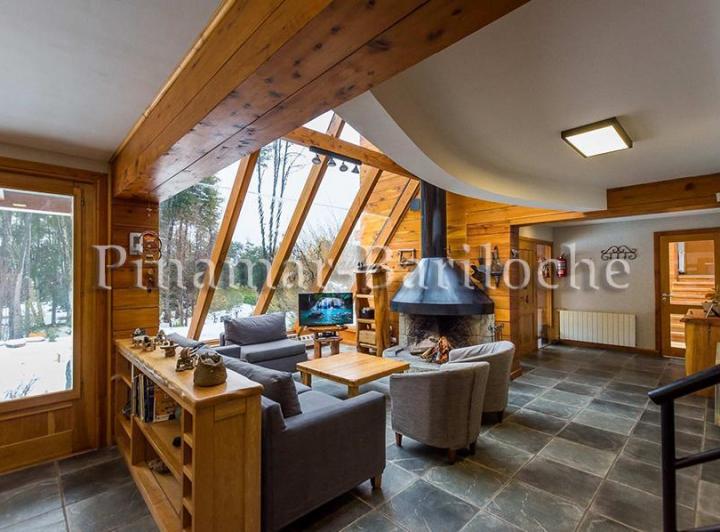 Casa en Alquiler Temporal en Villa La Angostura - 912 3
