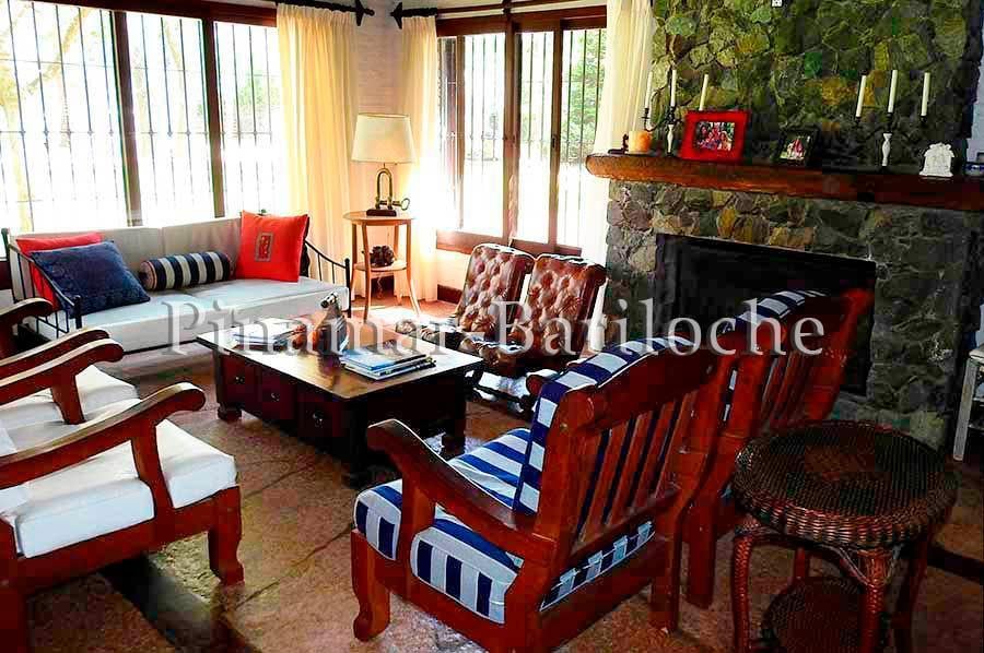 Foto de Propiedad en venta en Cariló en una sola planta 6 Dorm y depto 2 amb, imagen 4