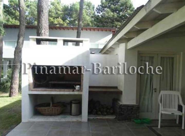 Foto de Cariló casa en alquiler con pileta - 774, imagen 3