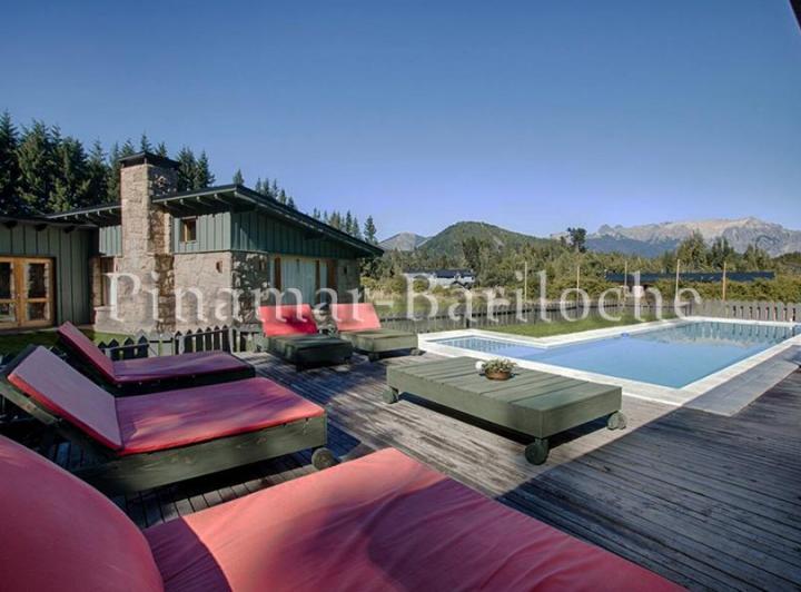 Foto de Casa en alquiler Península de San Pedro - 5 Dormitorios - Pileta - 439, imagen 1