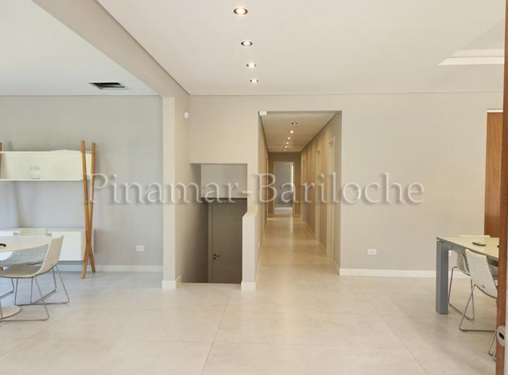 Foto de Casa en alquiler B Los Álamos Pinamar-3 dorm y Play-Cochera doble, imagen 3