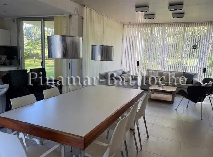 Foto de 822 - Moderna propiedad en alquiler en Cariló 3 dormitorios - cochera, imagen 1