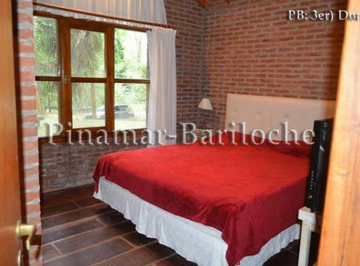 Casa en Venta y en Alquiler Zona Centro de Cariló con Pileta Climatizada - 1063 2