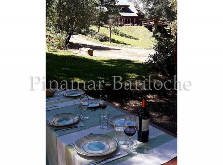 Cabaña en alquiler con 2 dorm en Villa La Angostura al pie del Cerro Bayo 1121