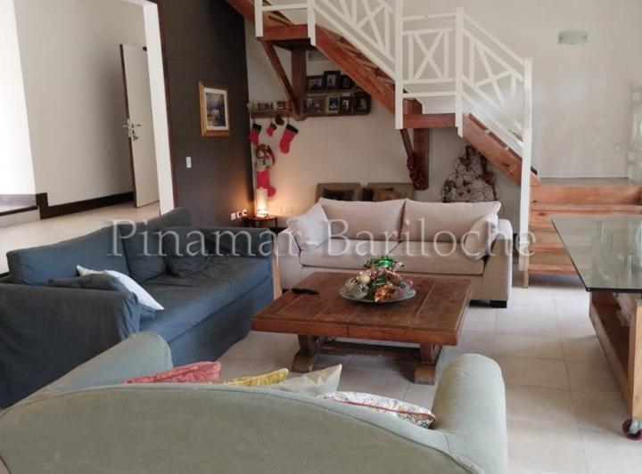 Foto de 1001 Alquiler en Pinamar 3 dorm con baño en suite + Play - Capacidad 12, imagen 2