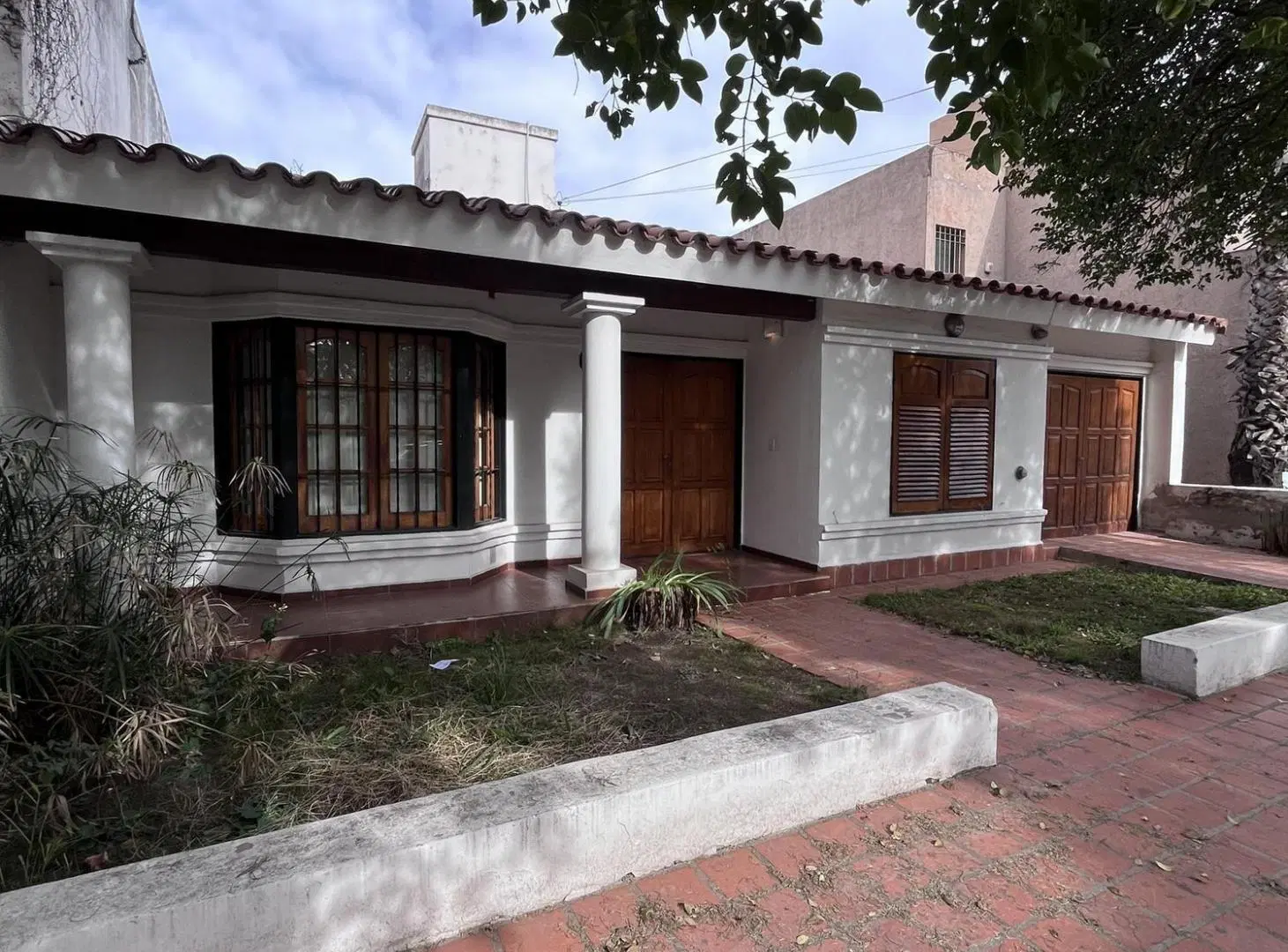 Casa de Tres Dormitorios en URCA!! Con pileta! 1