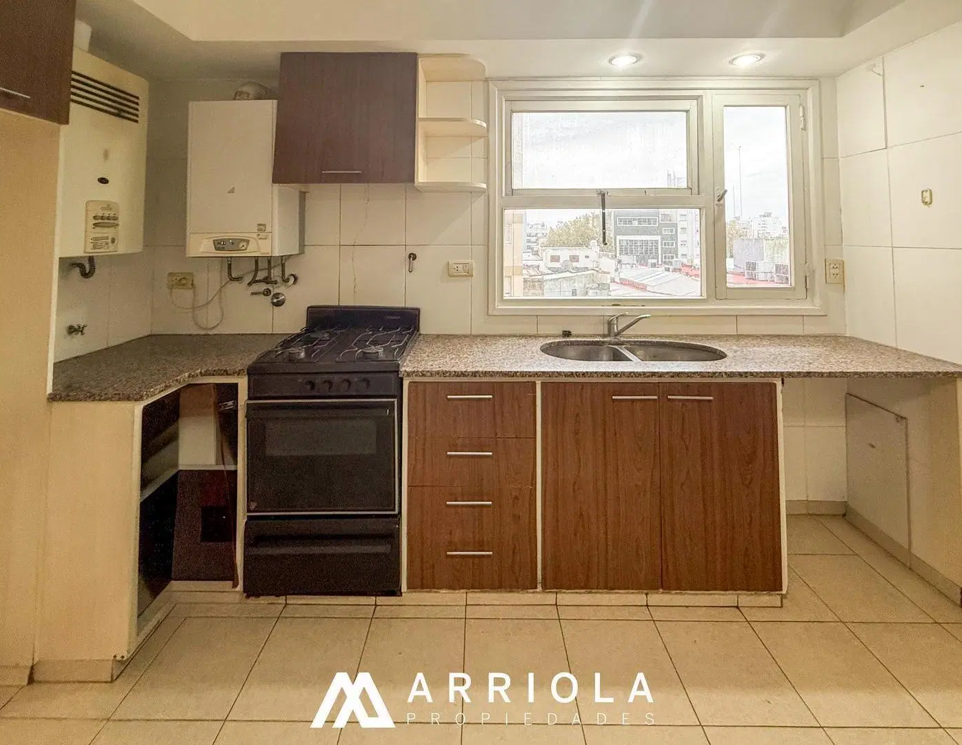 Departamento 4 ambientes en alquiler 24 meses. Mar del Plata. Macrocentro. 4