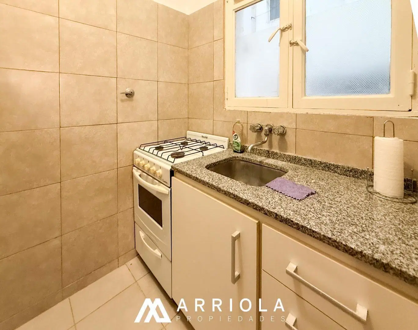 Monoambiente en Alquiler 24 meses. En Av. Colon y Las Heras. Mar del Plata 5