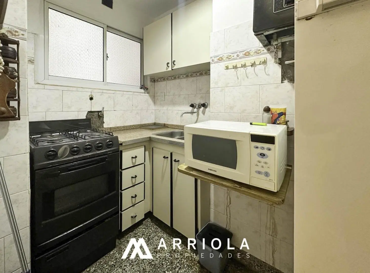 Dpto 2 amb interno. Gascon y Alsina. 2