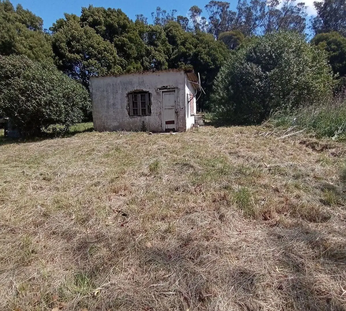 Terreno en Los Acantilados 4