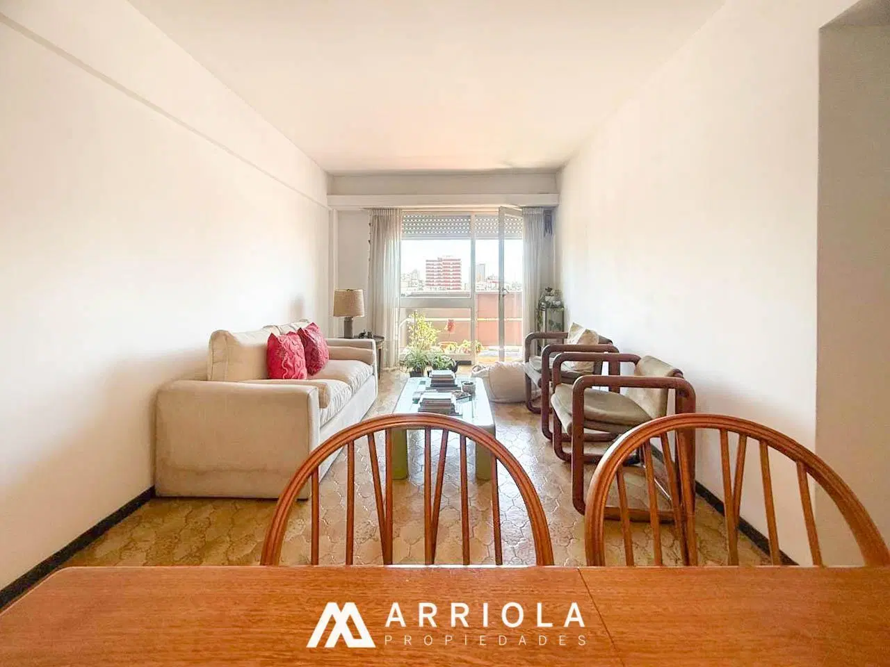 Departamento de 3 ambientes con balcón, piso alto, vista abierta a la ciudad 5