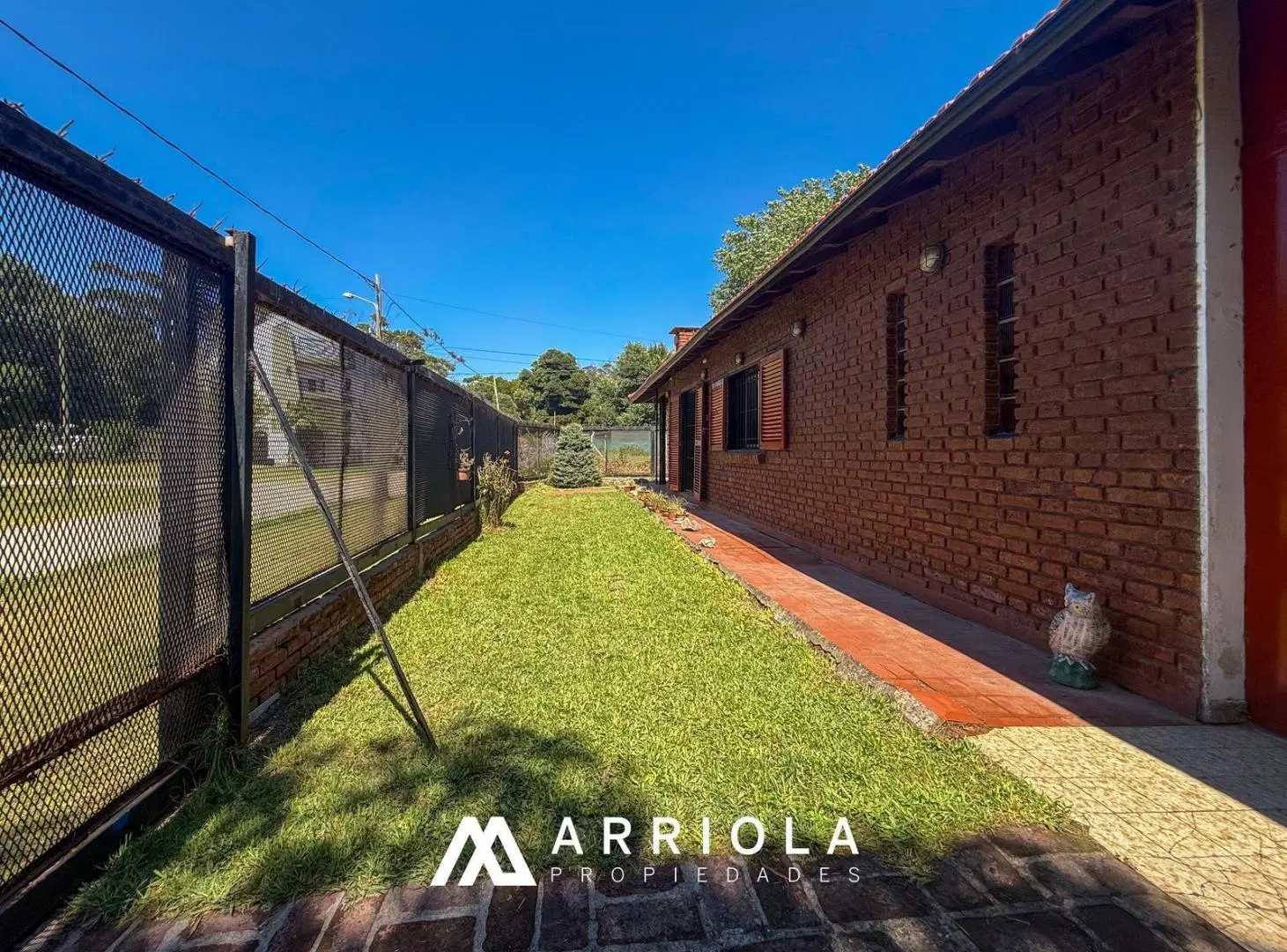 Casa de 5 ambientes en Barrio Alfar sobre lote de 845 m2 4