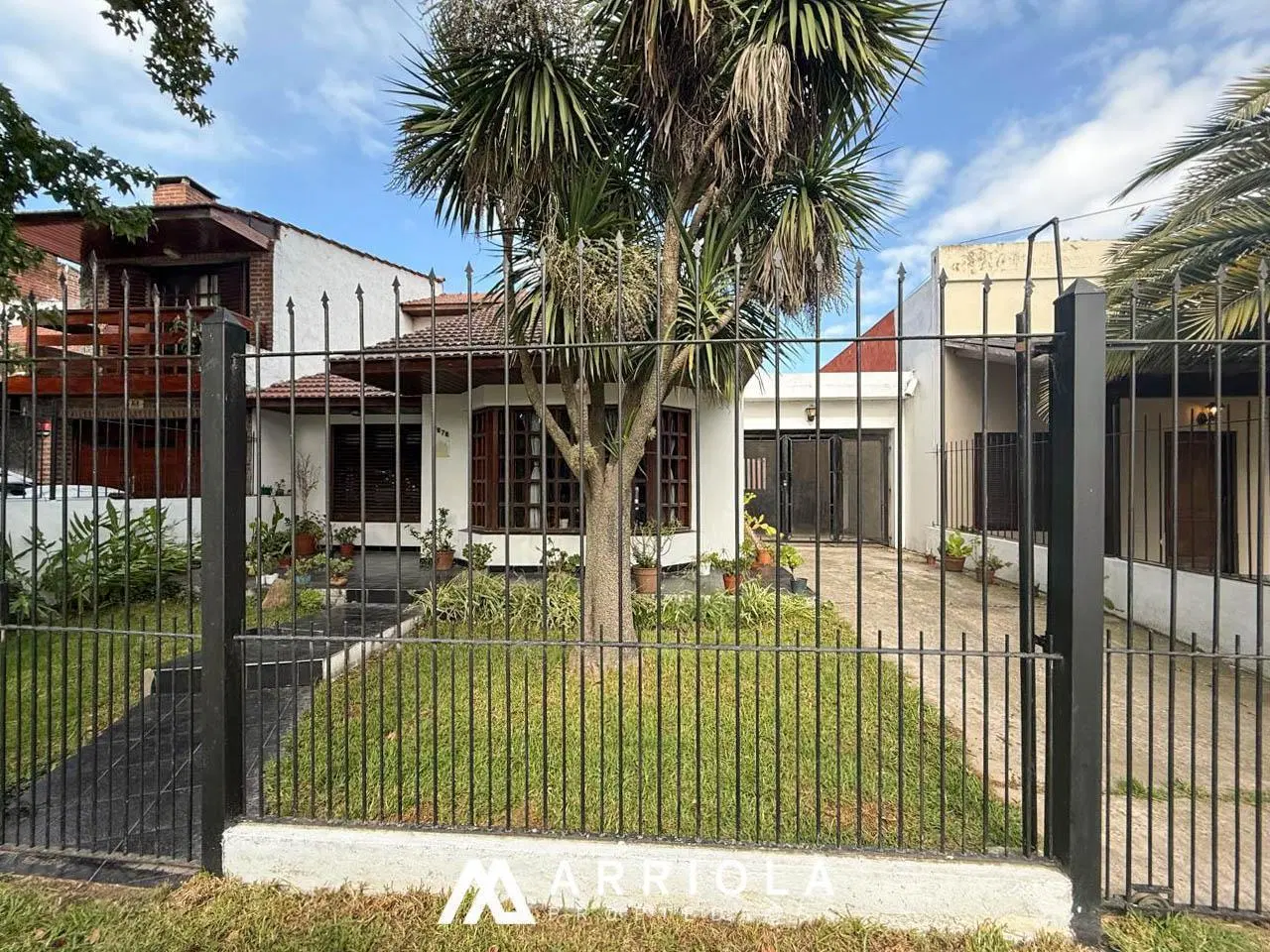 LA FLORIDA. Casa 4 amb. en lote 10 x 34 4