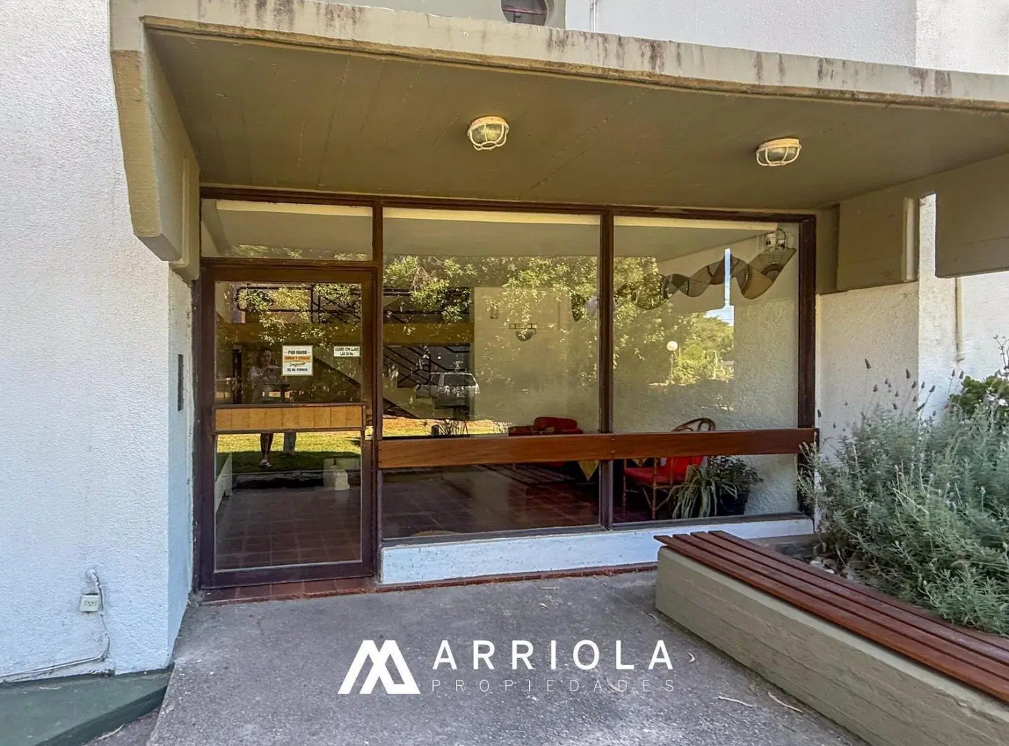 Departamento de 3 ambientes con cochera fija - Barrio Alfar 4