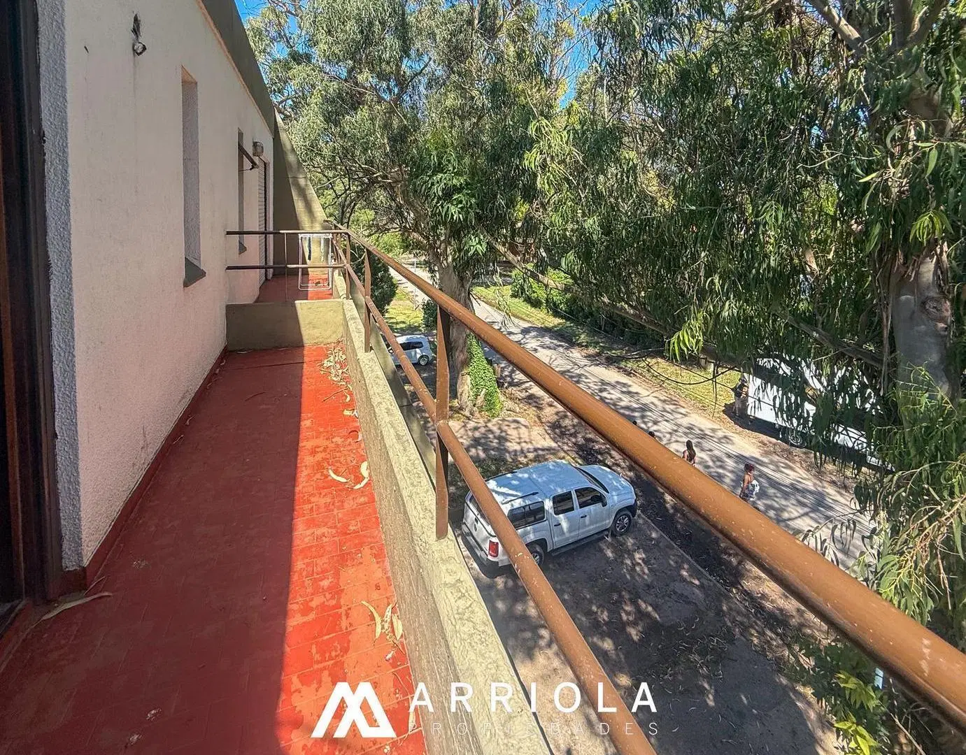 Departamento de 3 ambientes con cochera fija - Barrio Alfar 5