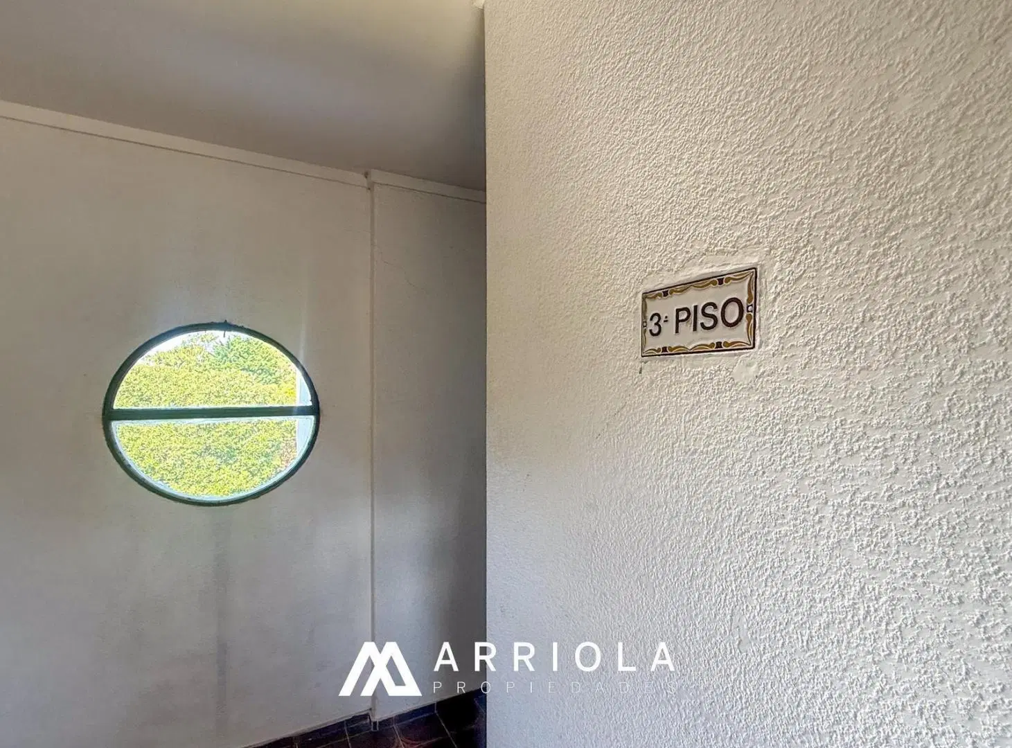 Departamento de 3 ambientes con cochera fija - Barrio Alfar 5