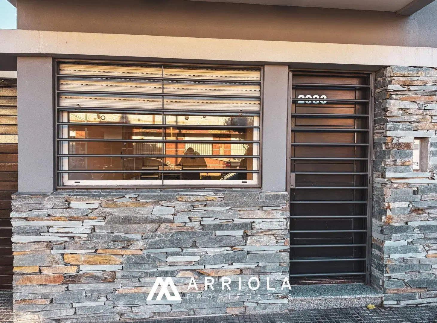 PH 2 ambientes en alquiler en Mar del Plata. Apto uso profesional o vivienda. 4