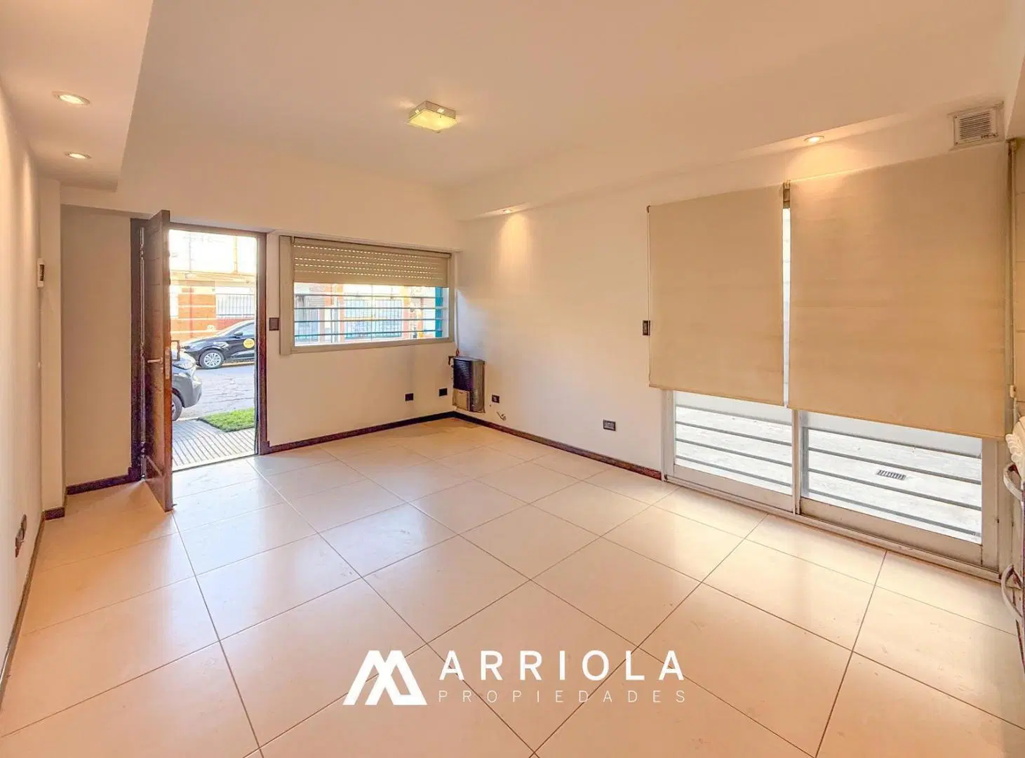 PH 2 ambientes en alquiler en Mar del Plata. Apto uso profesional o vivienda. 1