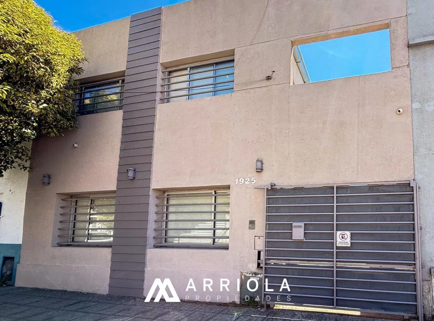 Casa MODERNA de 5 ambientes en lote propio 3