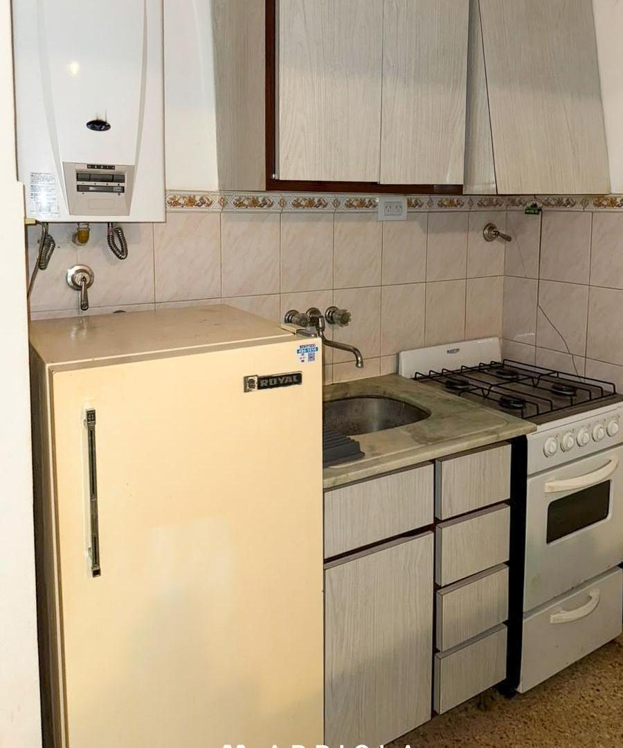 Foto de Departamento de 2 ambientes 33 mts. en Güemes. Interno. EXCELENTE, imagen 4