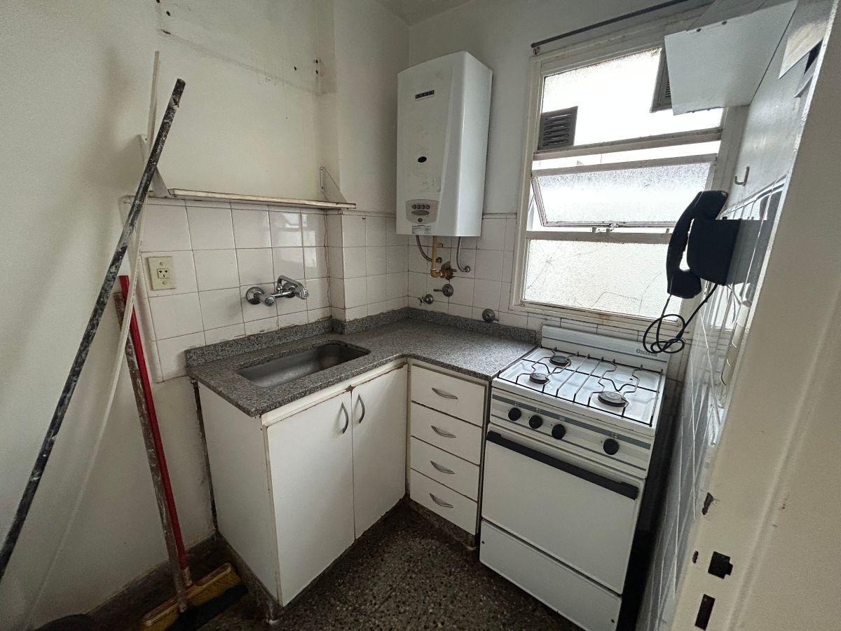 Foto de HERMOSO DOS AMBIENTES, EXCELENTE UBICACION-VILLA URQUIZA, imagen 3