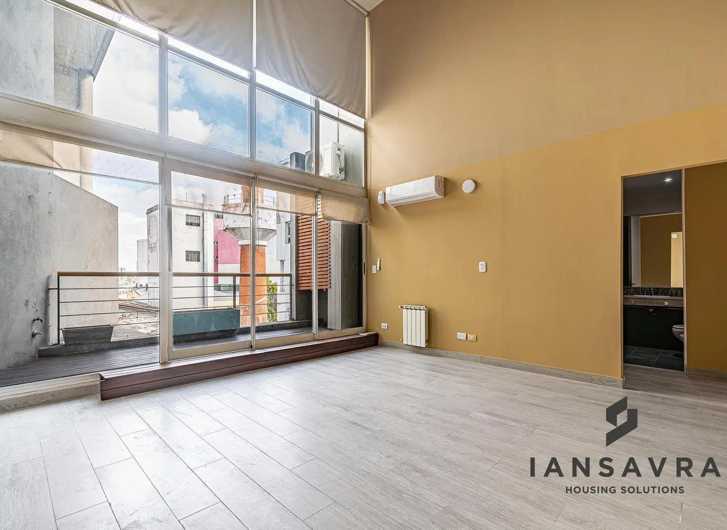 Exclusivo Dúplex de 4 Ambientes en  MOCA 5