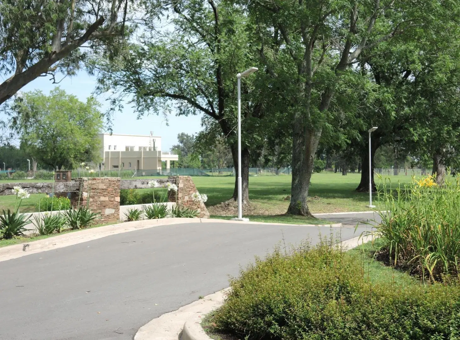 Ultimos lotes en Barrio Monet, con financiacion 3