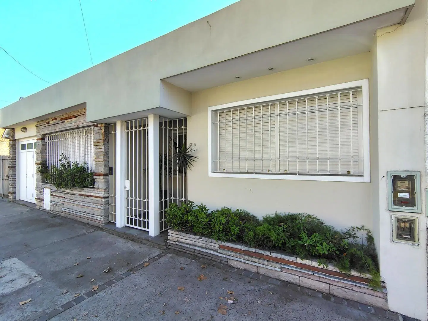 Casa en Venta 5 Ambientes Haedo Chico Excel. Construcción 4