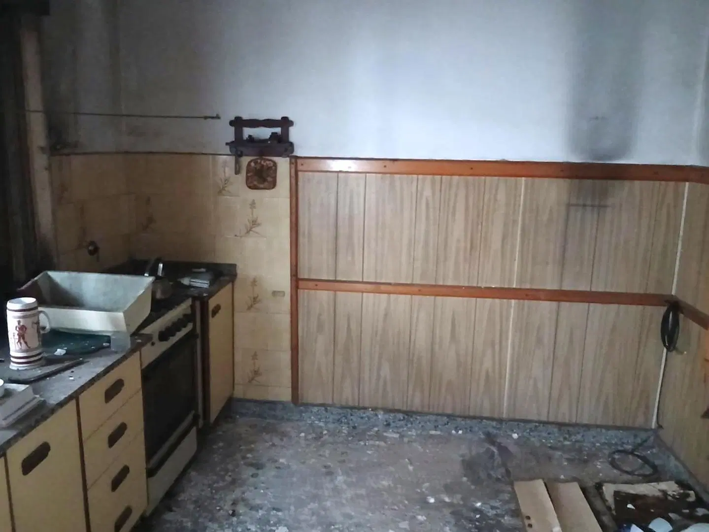 PH 2 Ambientes en Venta Haedo Norte a Refaccionar PB Frente 4