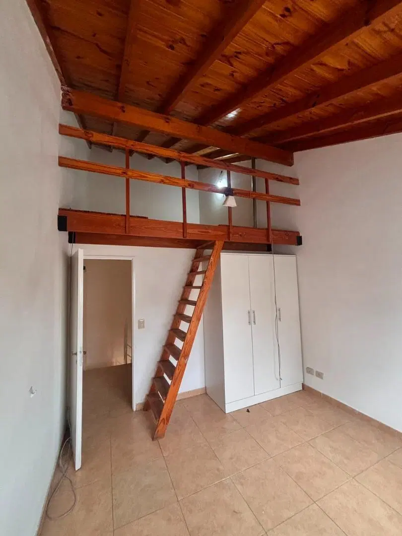 Departamento en Venta 2 y 1/2 Amb. Cochera V. Luzuriaga 2