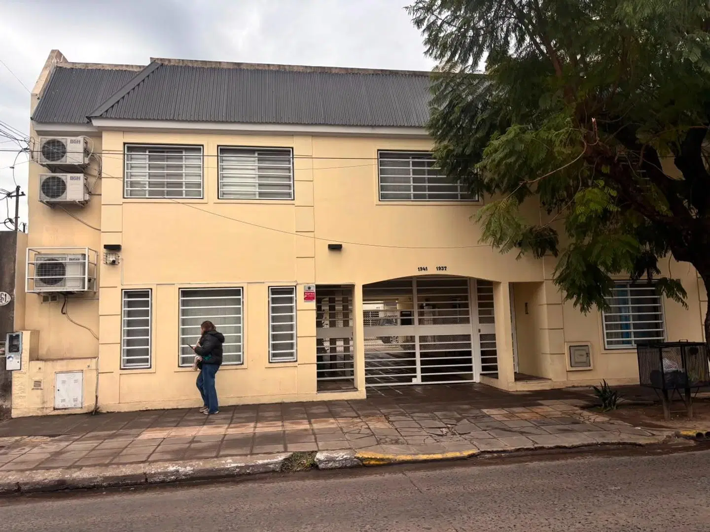 Departamento en Venta 2 y 1/2 Amb. Cochera V. Luzuriaga 3