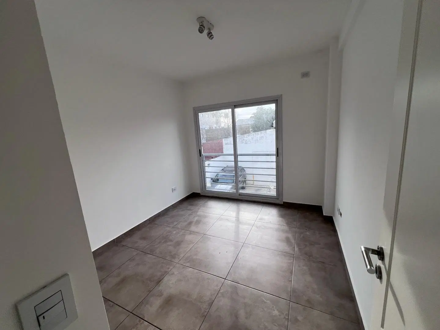 Departamento en Venta 2 ambientes Terraza Propia y Cochera 4