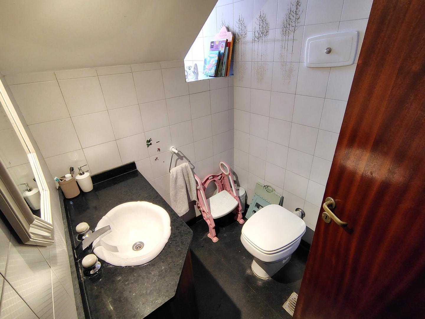 Foto de Chalet en Venta 4 Ambientes Haedo B° Guemes Parque piscina, imagen 5