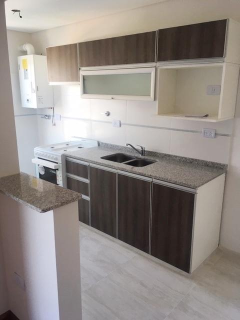 Av Montes de Oca Al 1500 4