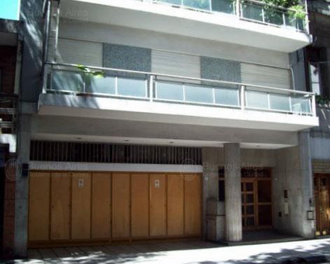 Aristóbulo del Valle al 400