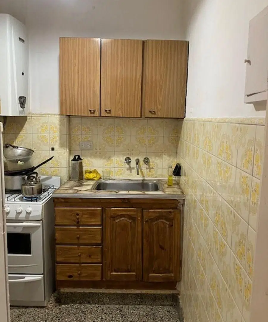2 ambientes al contrafrente con balcón - En venta Barracas 2