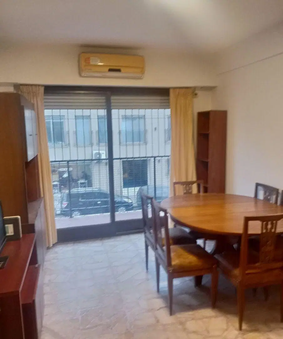 3 ambientes al frente con balcón corrido en venta Barracas 5