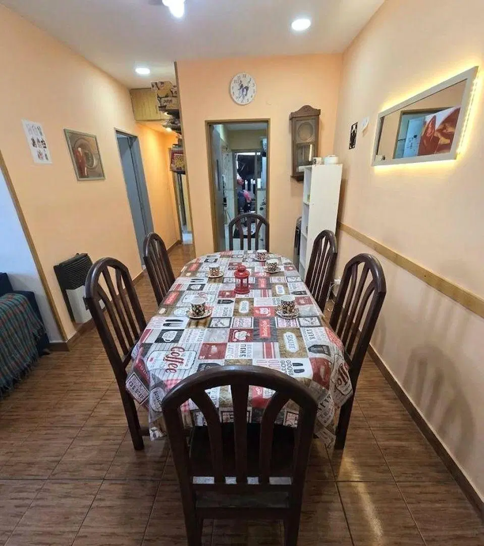 4 ambientes con balcón en venta - La Boca 2