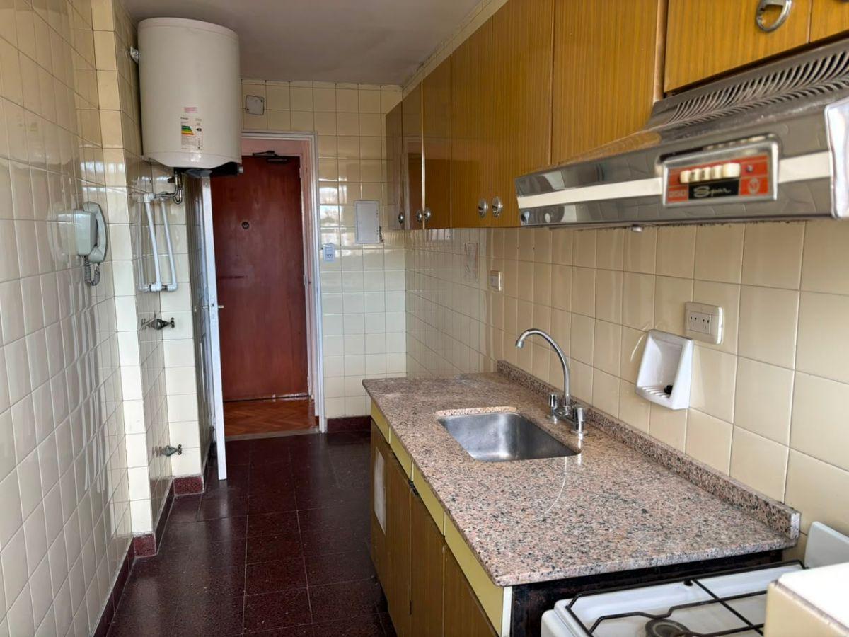 Foto de 3 ambientes al frente con dos balcones en venta Barrio La Boca, imagen 4