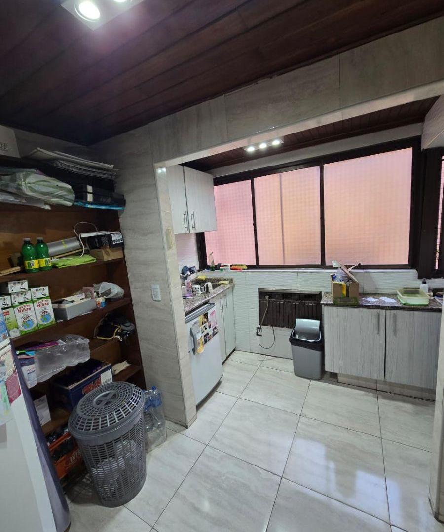 Foto de 4 ambientes con dependencia con balcón corrido en venta Barracas, imagen 2
