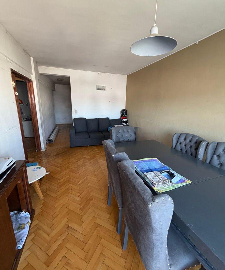 Foto de 3 ambientes al frente en venta barrio Barracas a metros de la Av, imagen 2