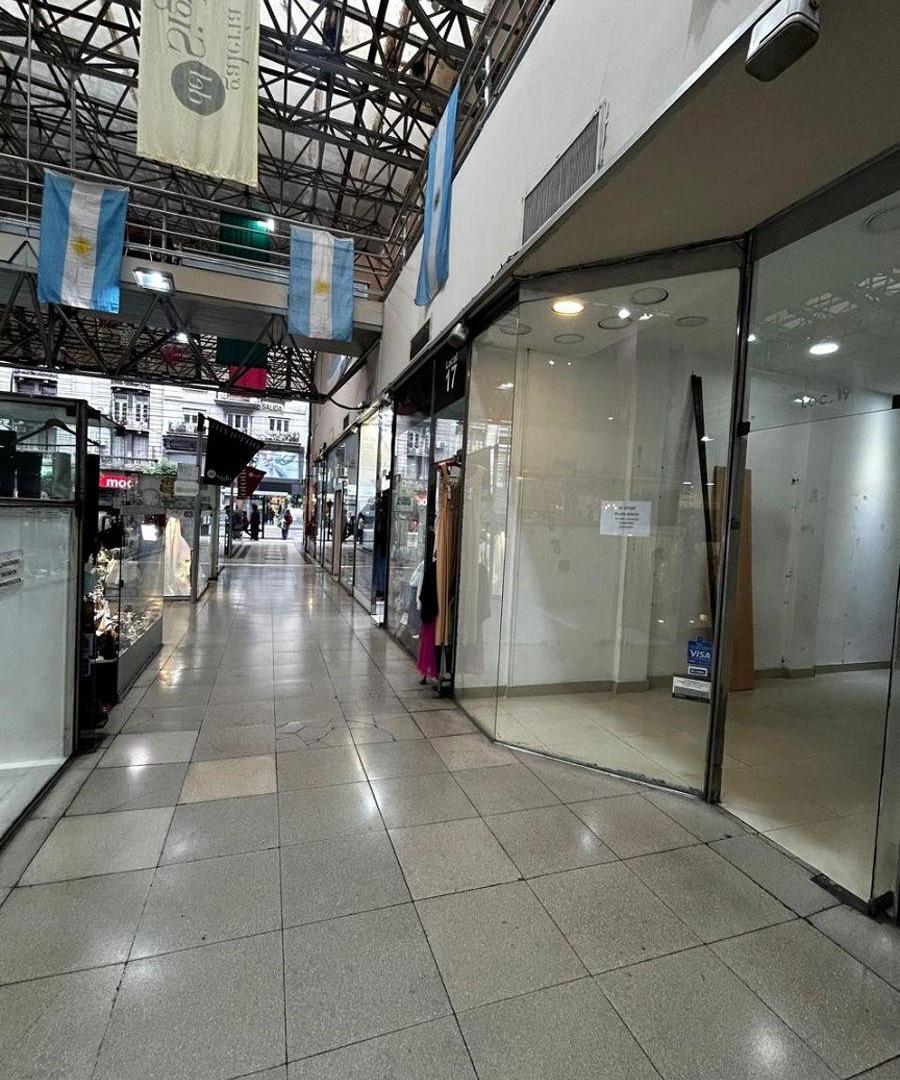 Foto de Local en galería en venta - Avenida Corrientes, imagen 1