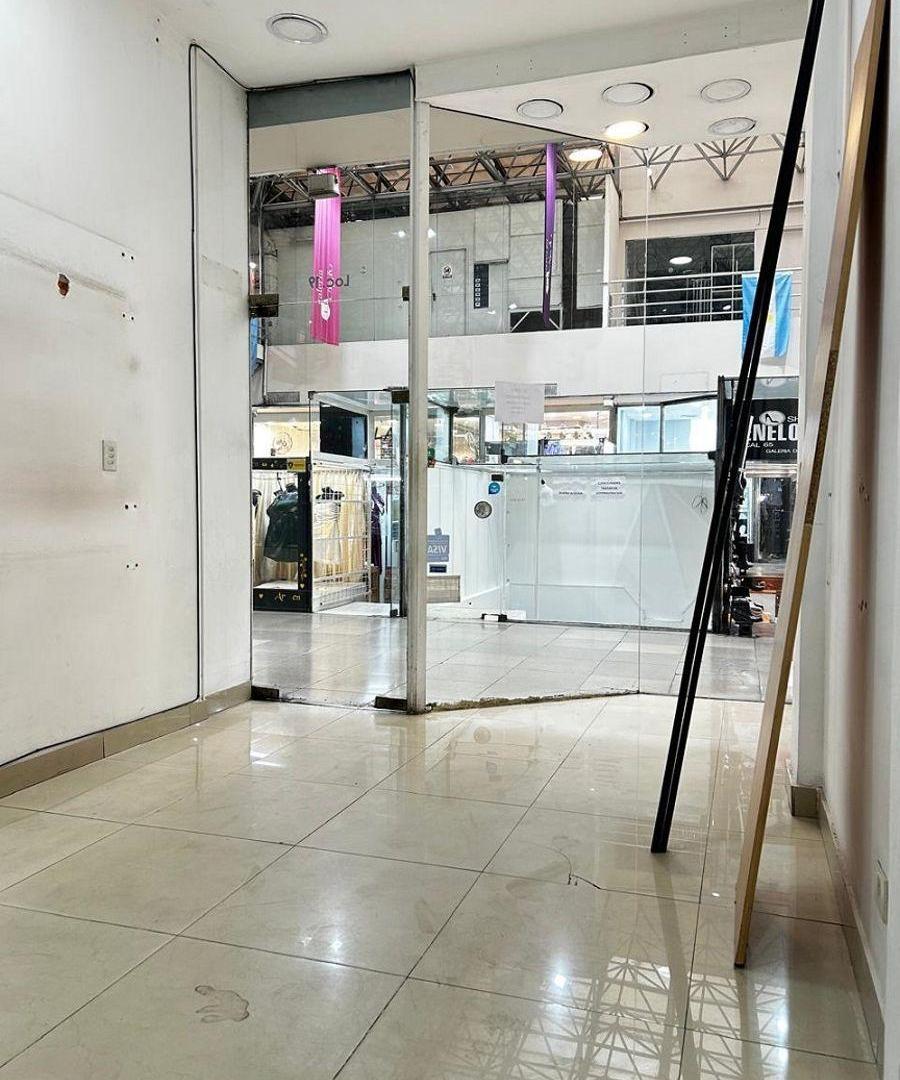 Foto de Local en galería en venta - Avenida Corrientes, imagen 2