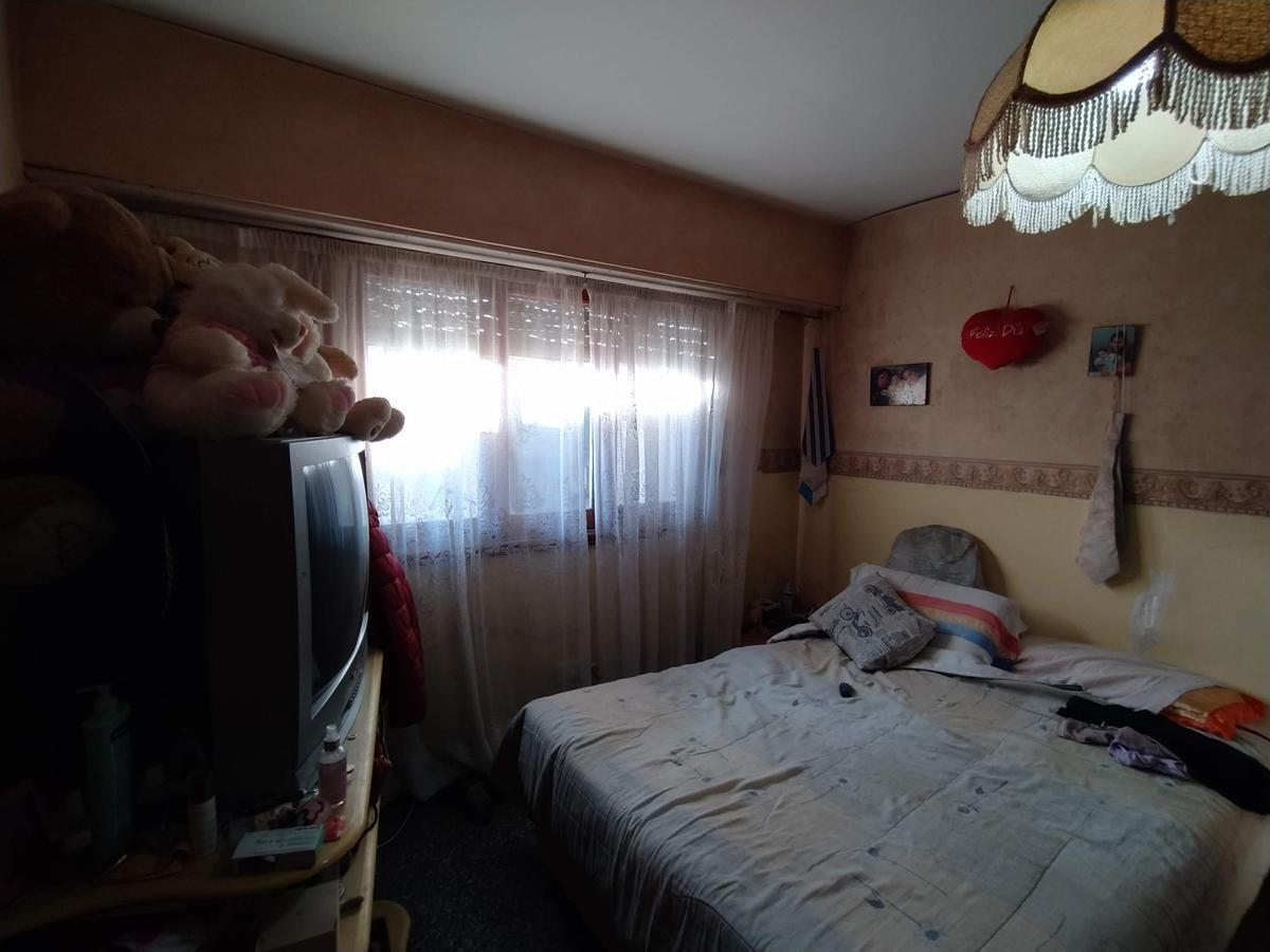 Foto de Venta Casa 4 Ambientes Dos Departamento al fondo, imagen 3