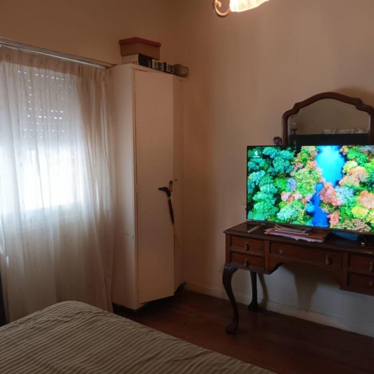 Venta Casa Zona Guemes 4 Ambientes 5