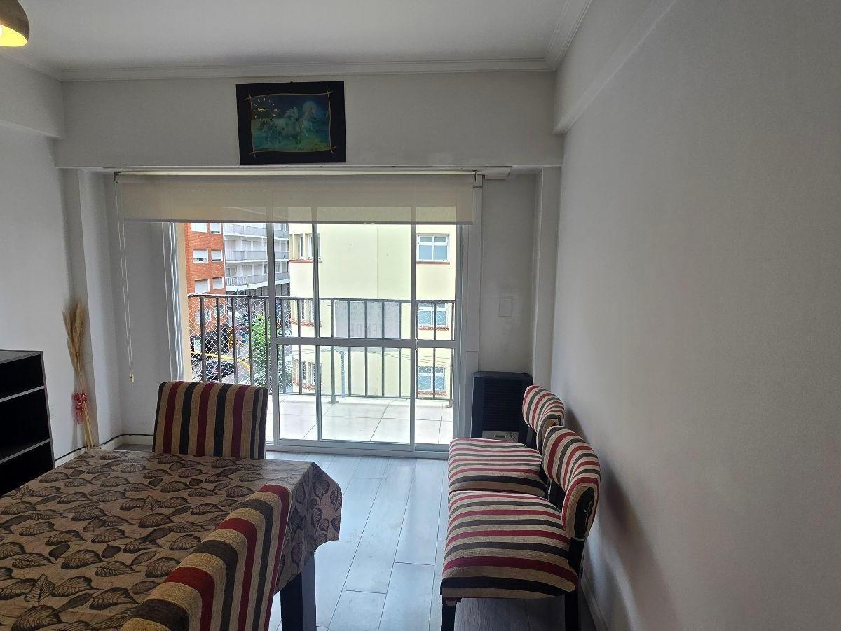 Foto de Venta Permuta Departamento 3 Ambientes Reciclado Amoblado, imagen 2