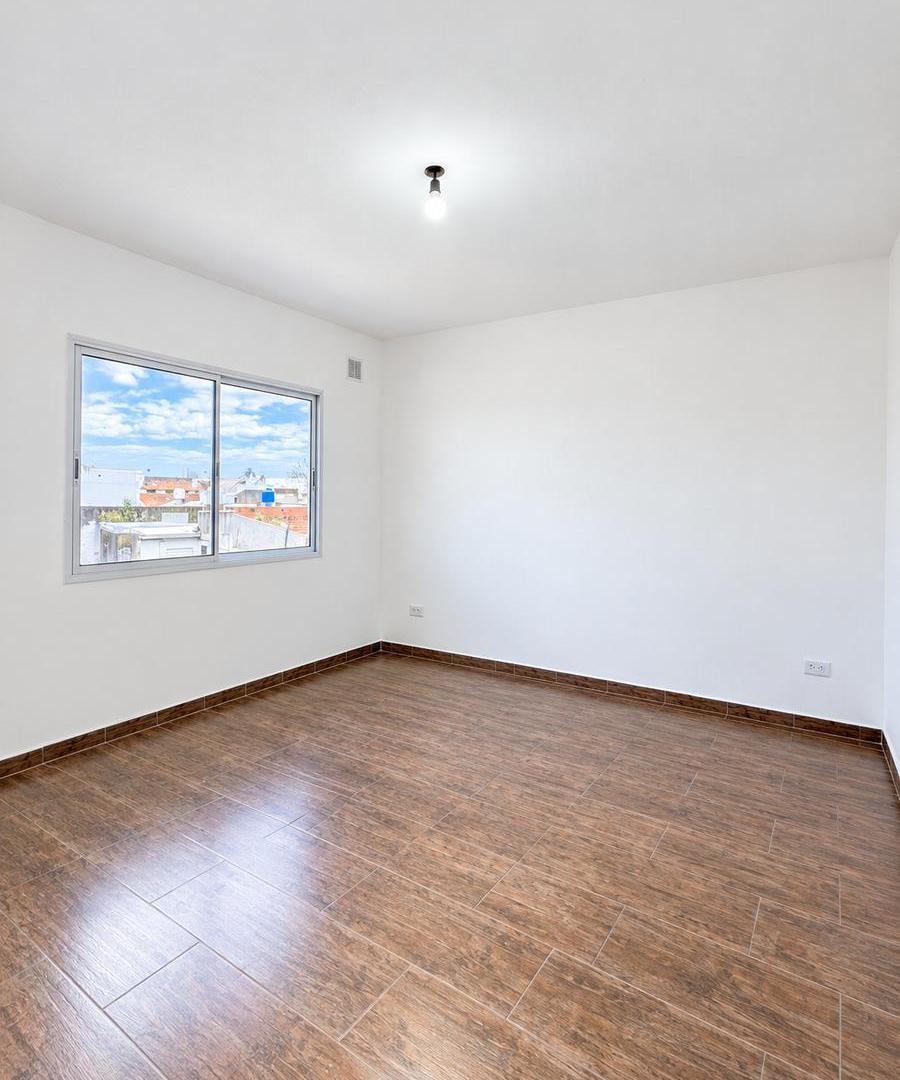 Foto de Alquiler Ph 2 Ambientes Moderno Con Cochera, imagen 3