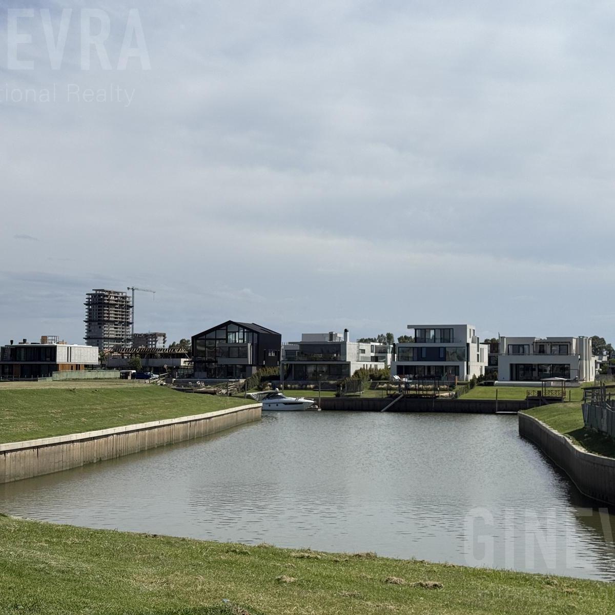 Terreno en venta en barrio El Yacht, Nordelta